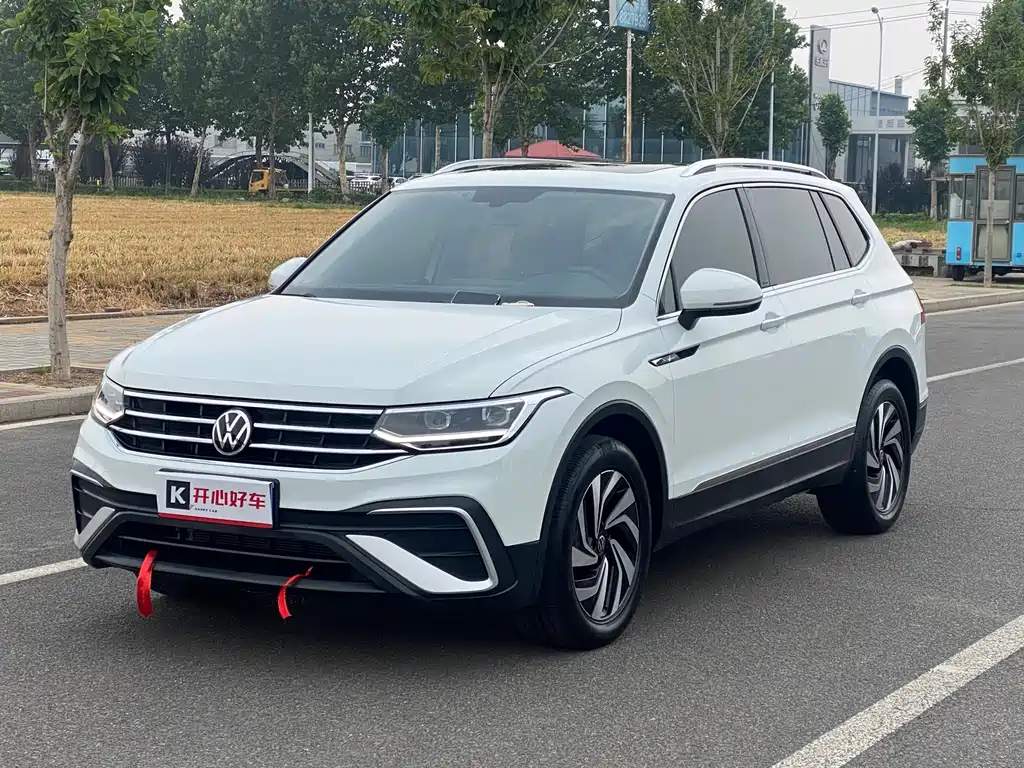 Volkswagen Tiguan L 2023