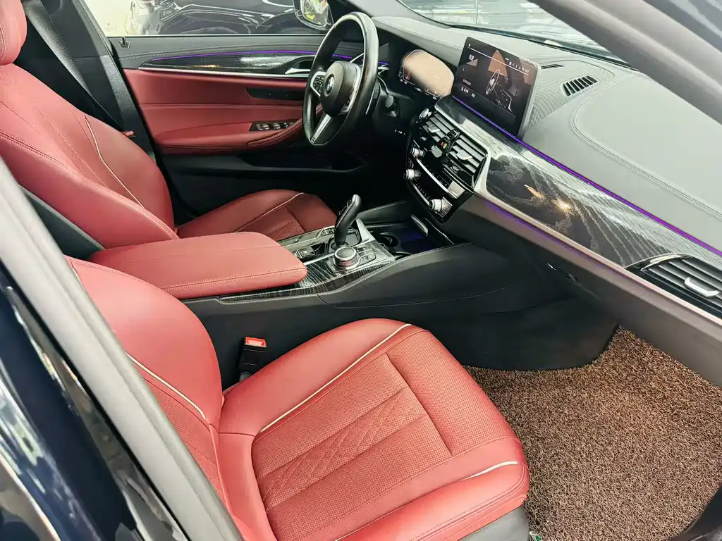 BMW 5 Series 2022