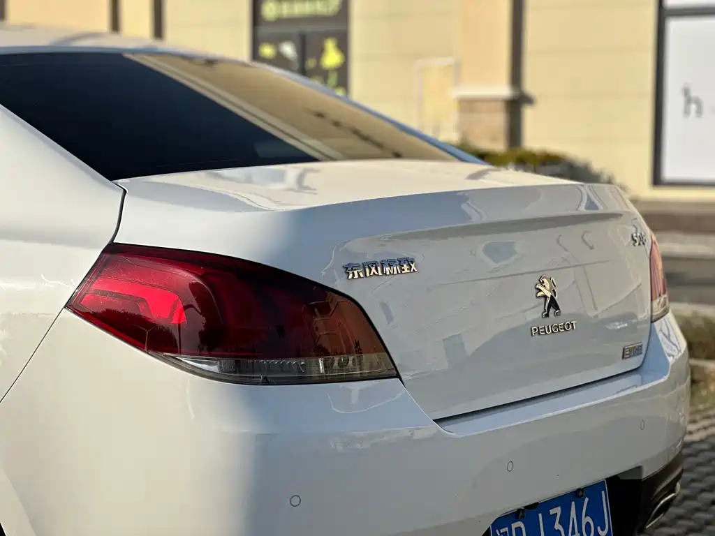 Peugeot 508 2016 — фото 21