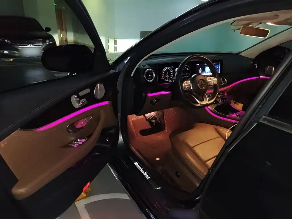 Mercedes-Benz E-Class 2019 — фото 17