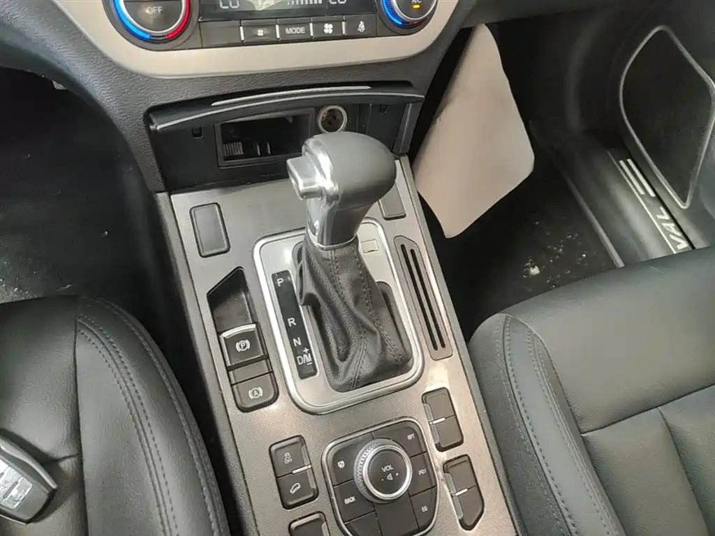 Haval H6 Coupe 2016 — фото 14