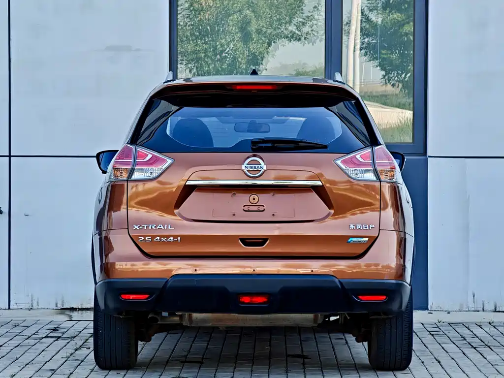 Nissan X-Trail 2014