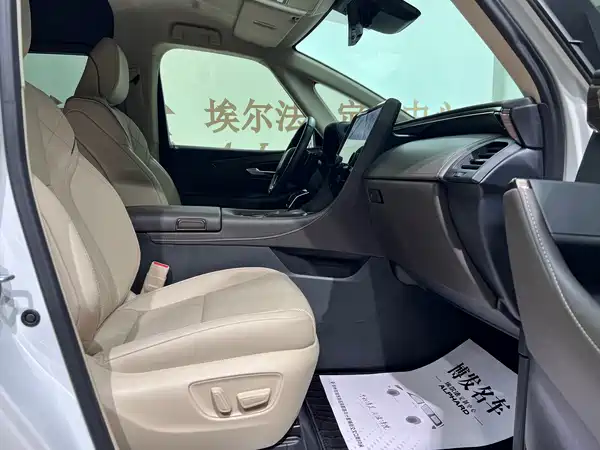 Toyota Wilfa 2024