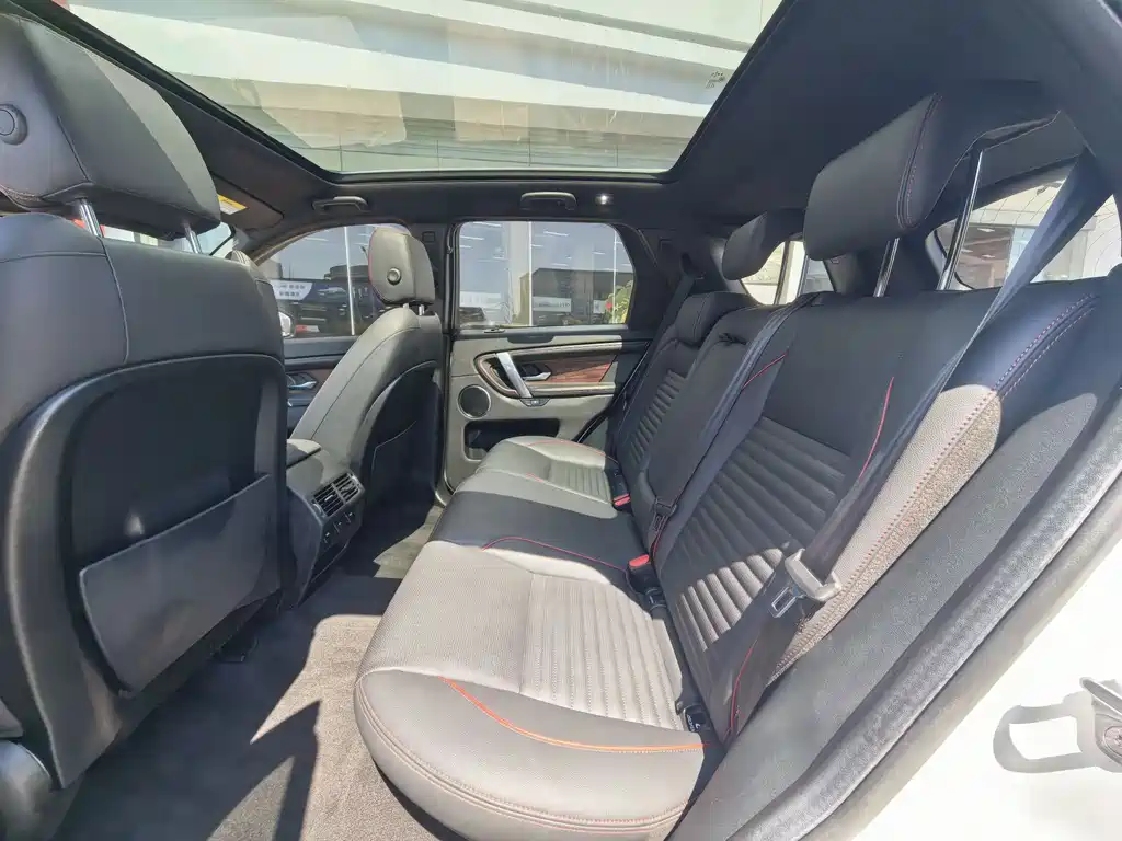 Land Rover Discovery Sport 2020 — фото 9
