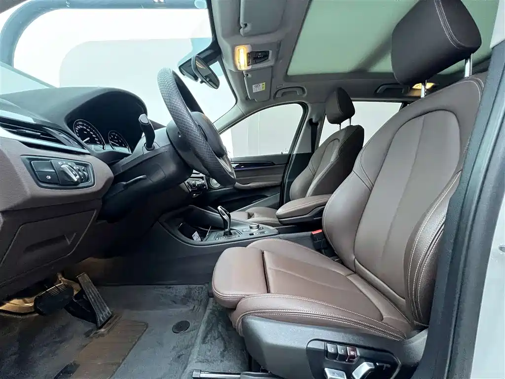 BMW X1 2022 — фото 13