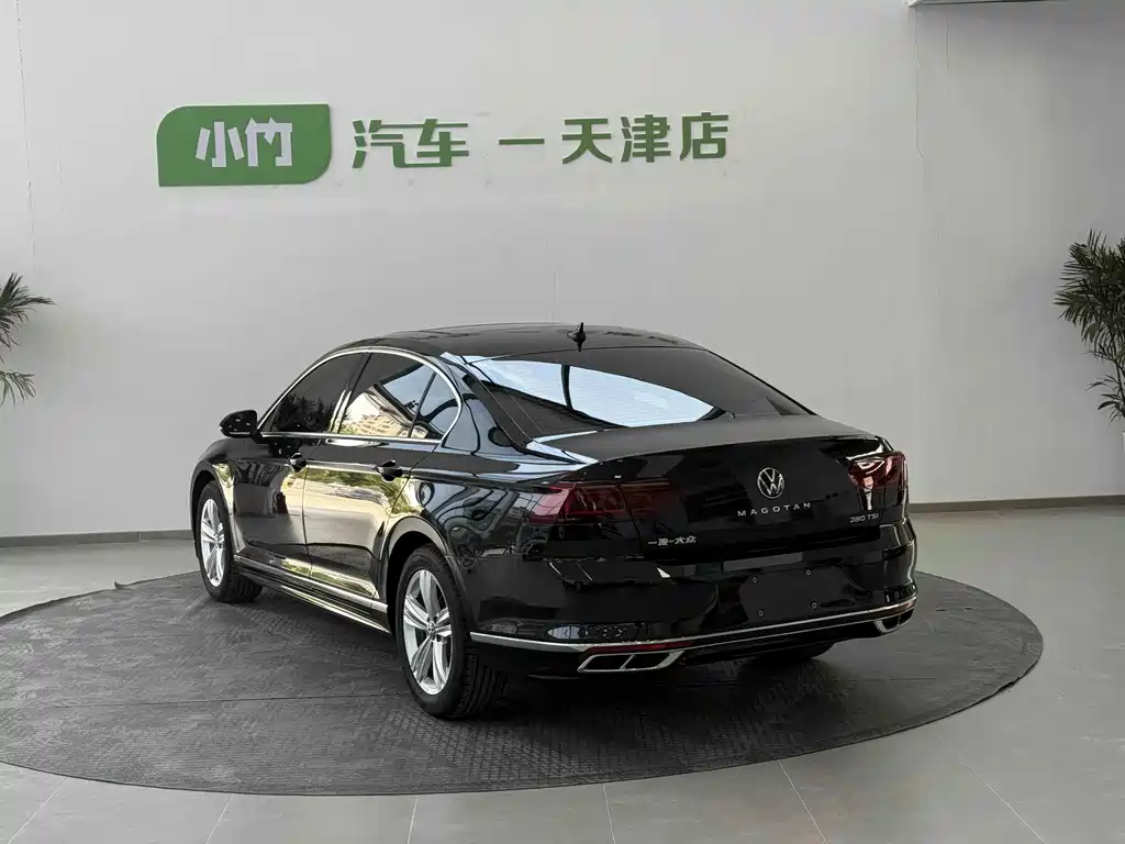 Volkswagen Magotan 2024