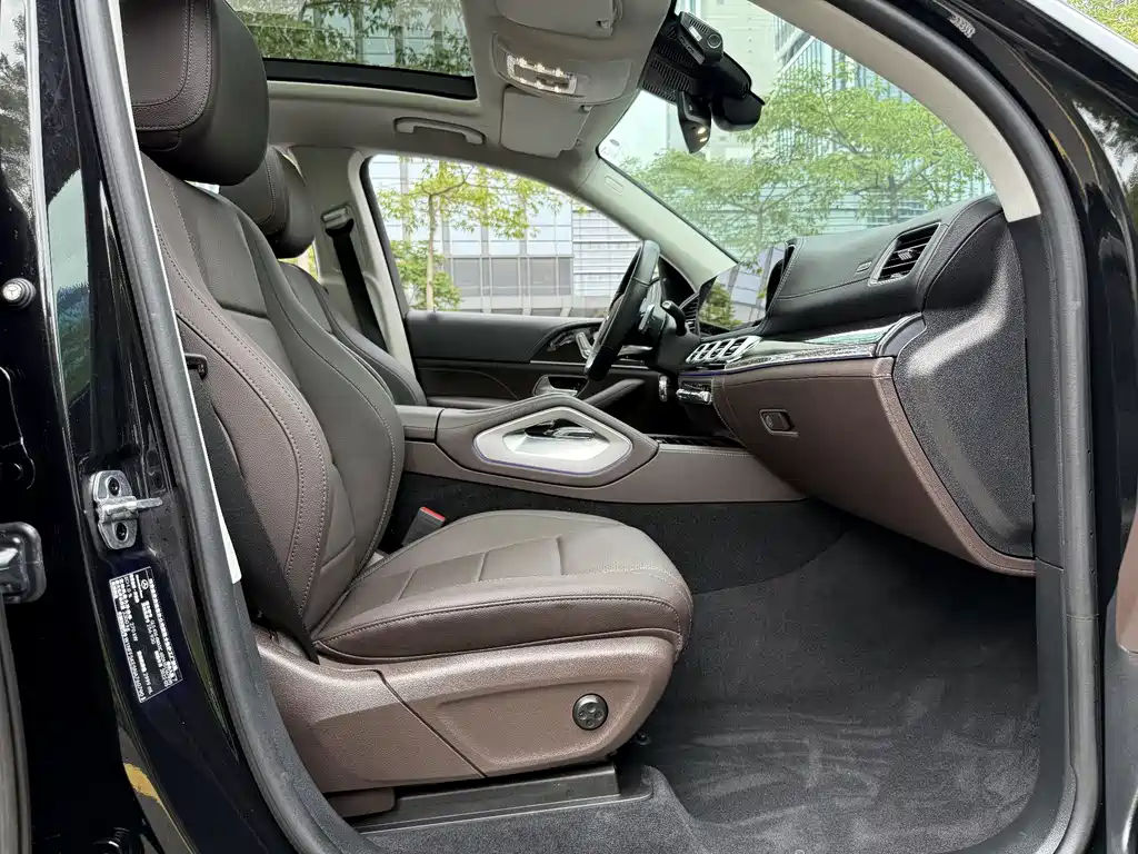 Mercedes-Benz GLS 2023 — фото 15