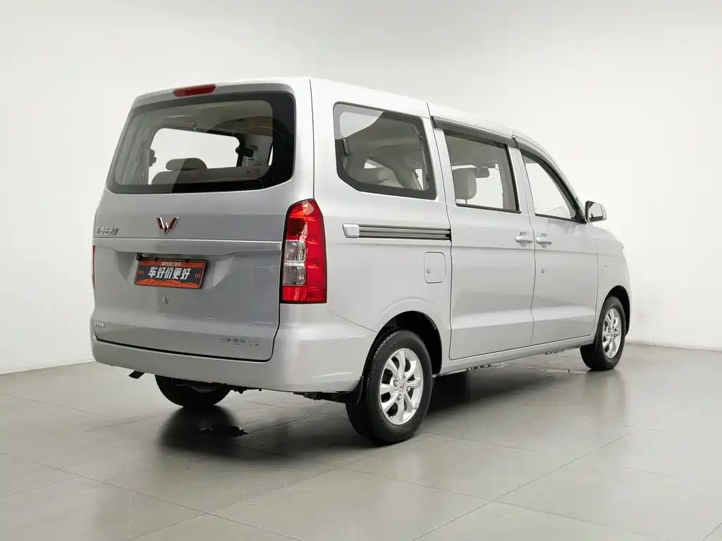 Wuling Hongguang V 2023 — фото 2
