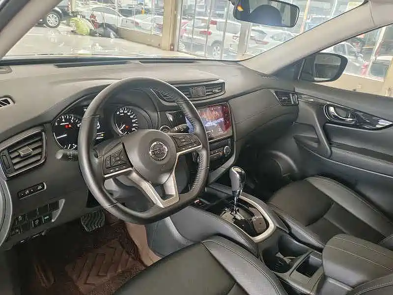 Nissan X-Trail 2025 — фото 18
