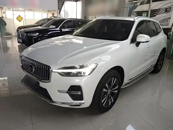 Volvo XC60 2022