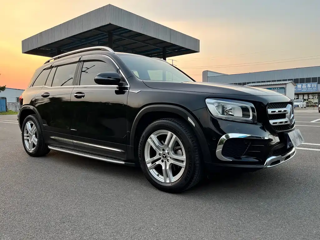 Mercedes-Benz GLB 2020