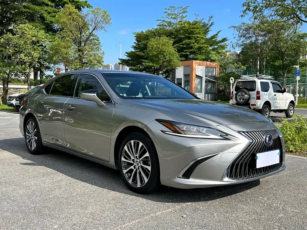 Lexus ES 2021 — фото 3
