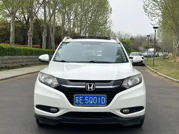 Honda Vezel 2016