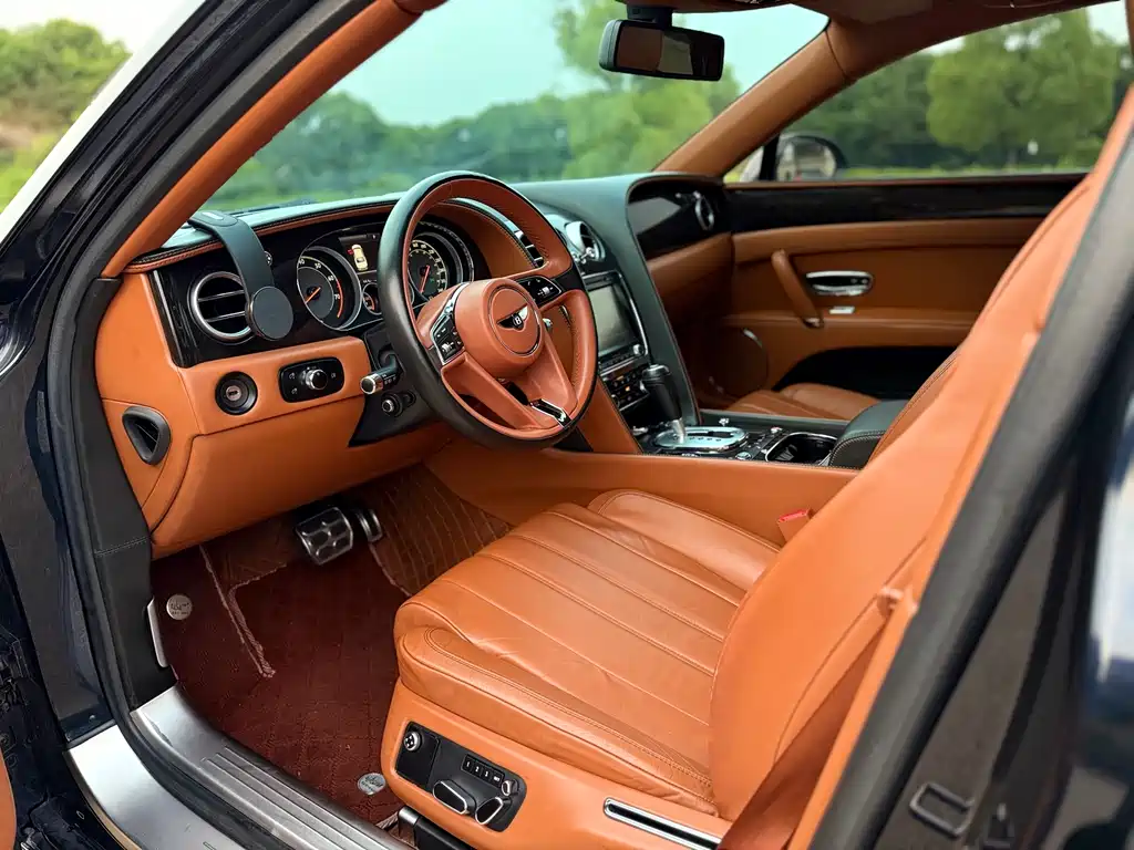 Bentley Flying Spur 2014 — фото 7