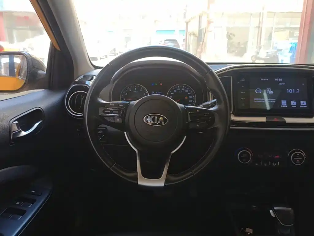Kia KX1 2020 — фото 11