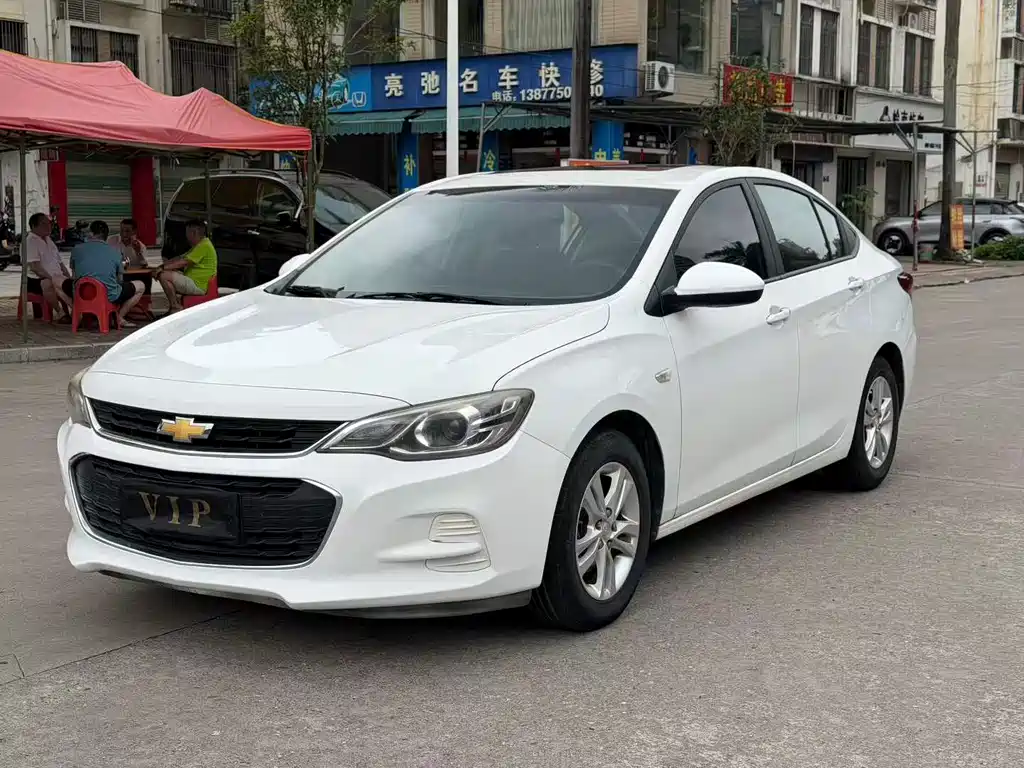 Chevrolet Cavalier 2017 — фото 1