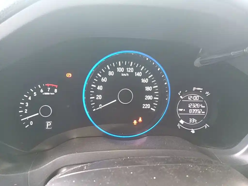 Honda Vezel 2015 — фото 12