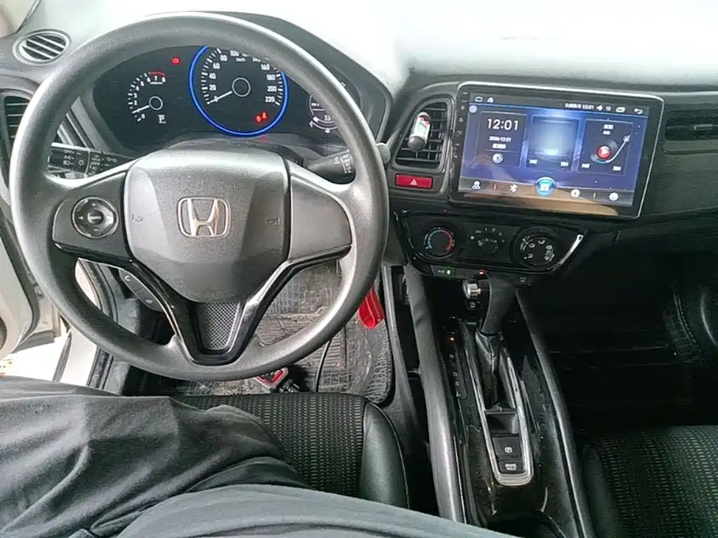 Honda Vezel 2015 — фото 10