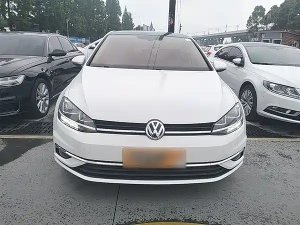 Volkswagen Golf 2020