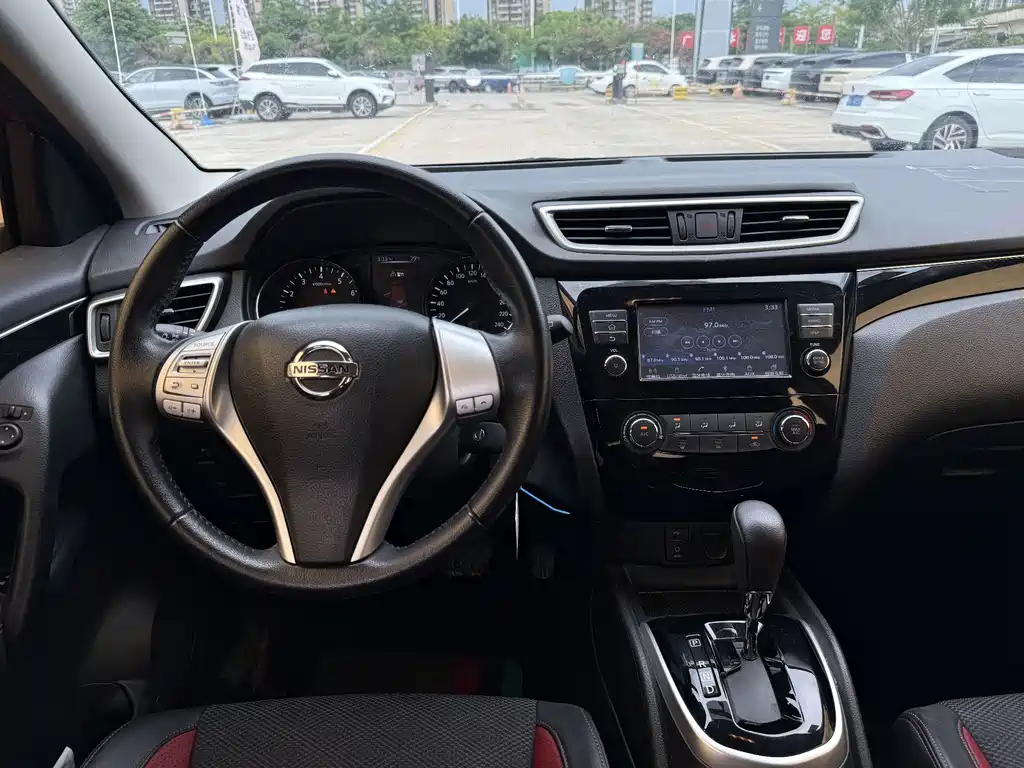 Nissan Qashqai 2017 — фото 13