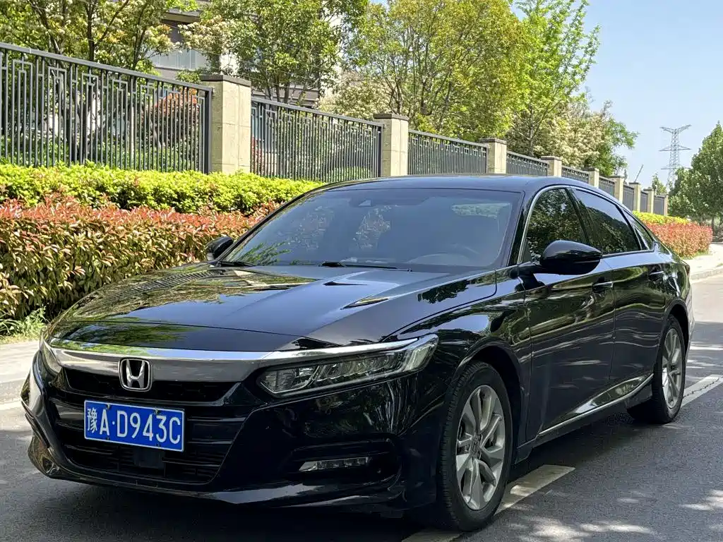 Honda Accord 2019 — фото 1