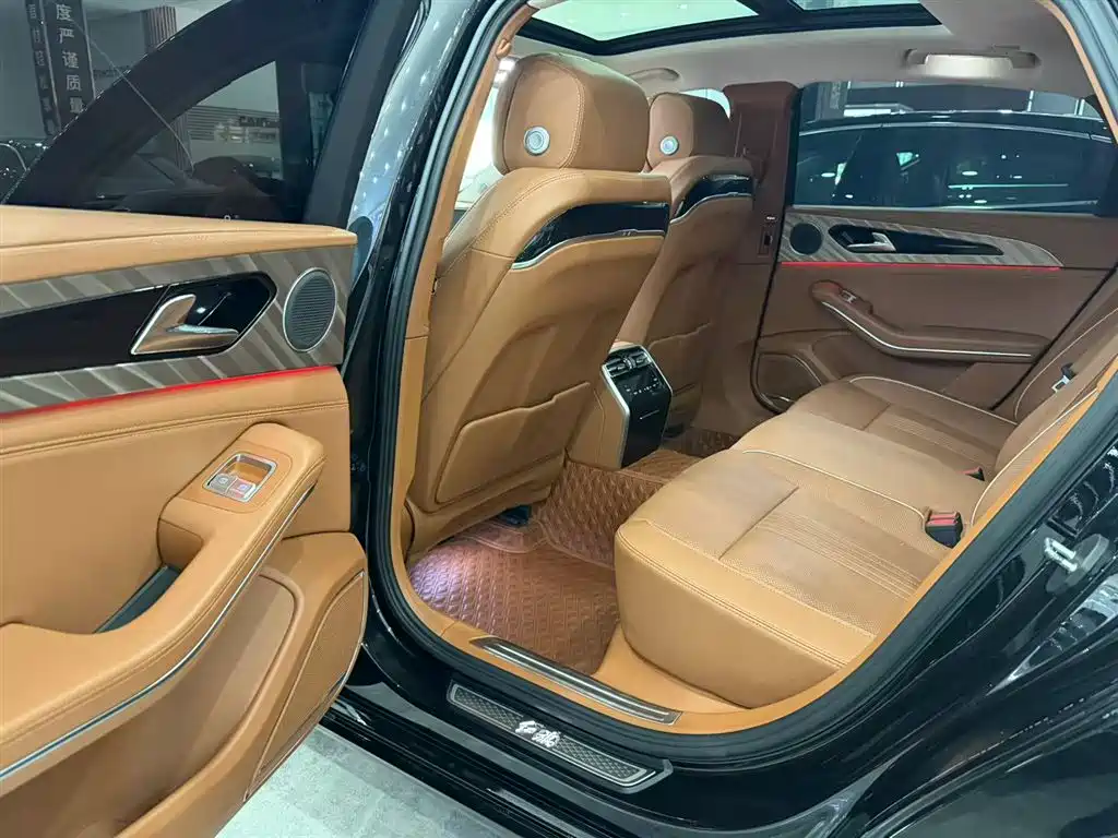 Hongqi H9 2021 — фото 10