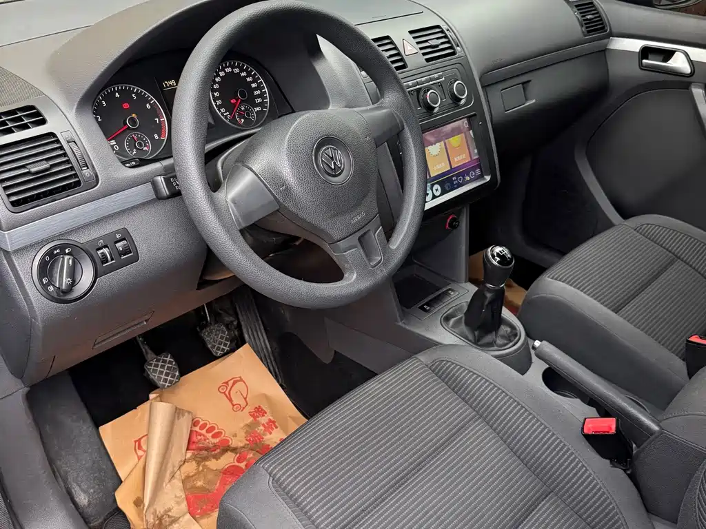 Volkswagen Touran 2016