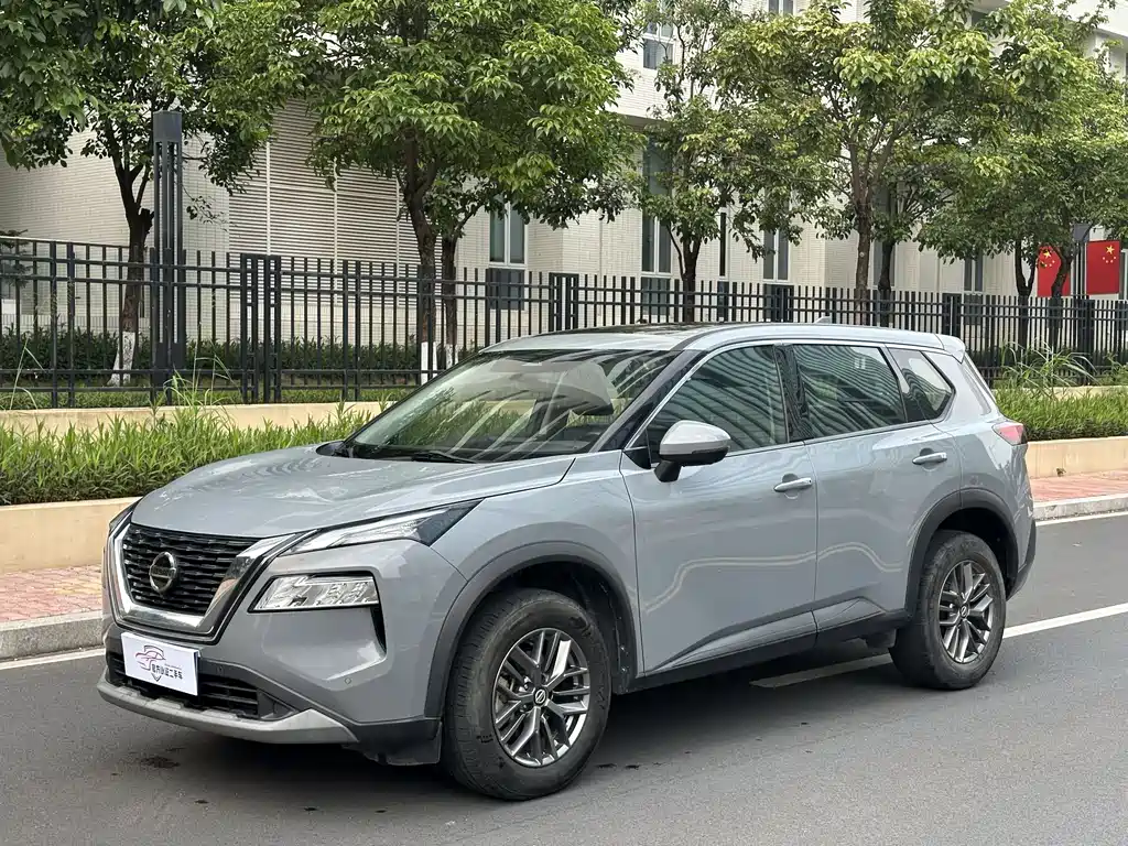 Nissan X-Trail 2022 — фото 1