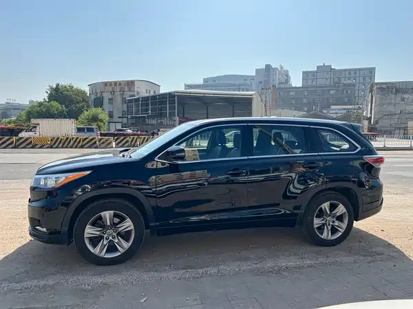 Toyota Highlander 2015