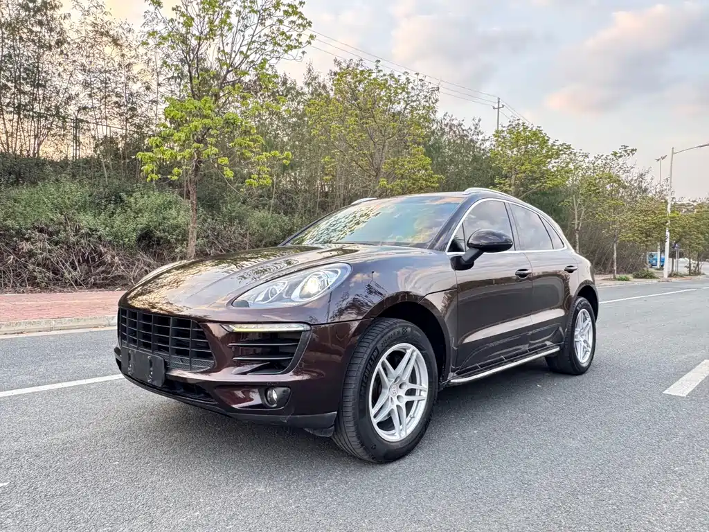 Porsche Macan 2015 — фото 1