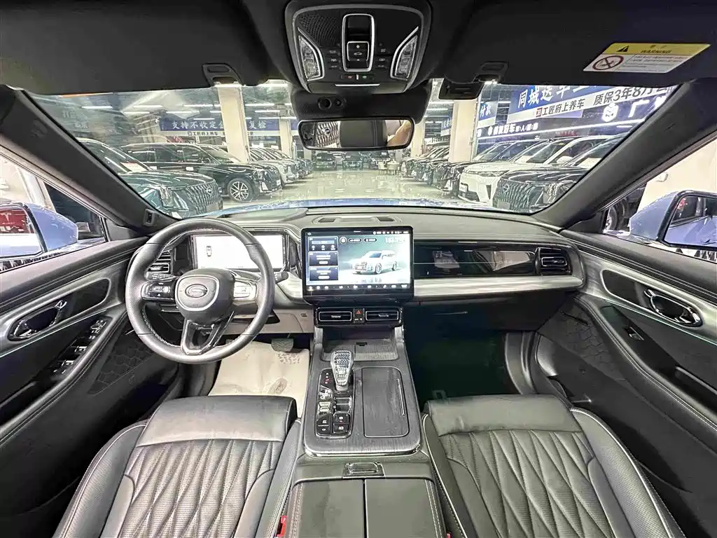 GAC Motor Trumpchi GS8 2022 — фото 11
