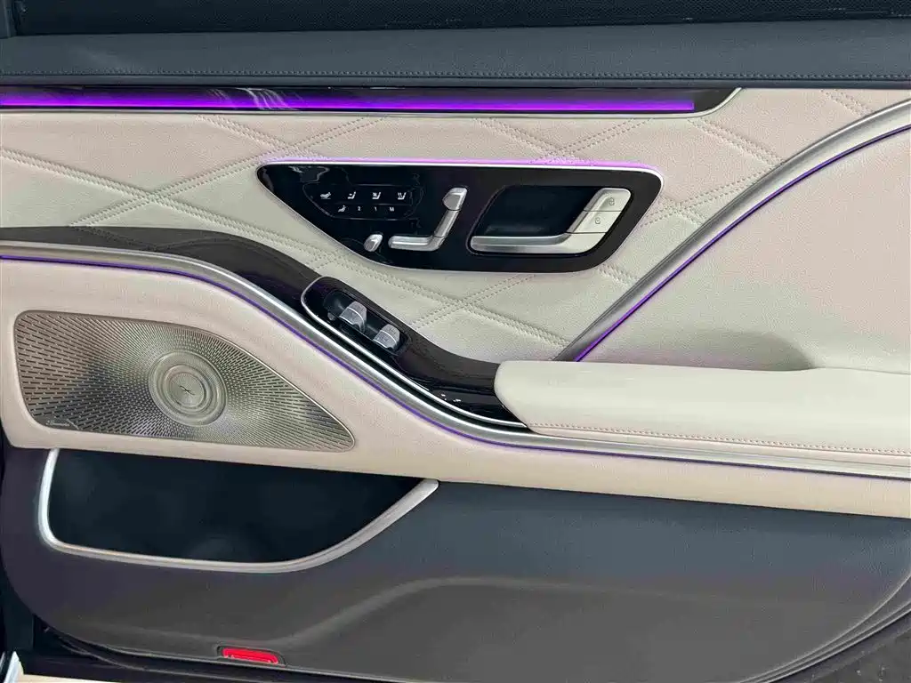 Mercedes-Benz Maybach S-Class 2024 — фото 11