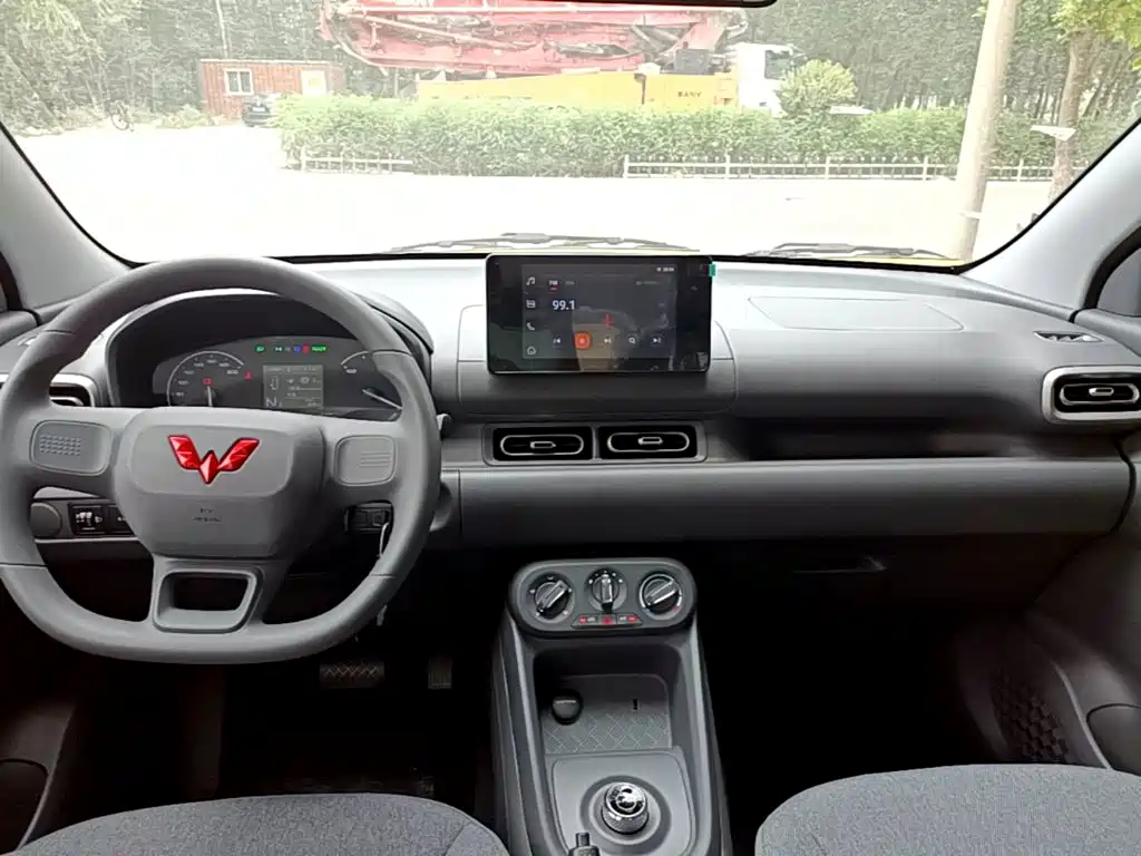 Wuling Hongguang EV 2026 — фото 10