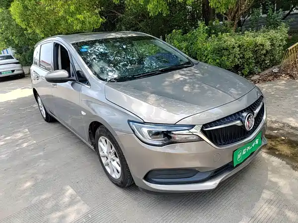 Buick GL6 2017
