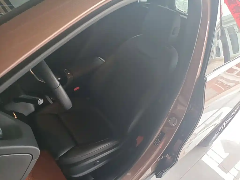Mercedes-Benz GLA 2023 — фото 15