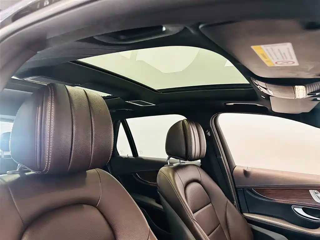 Mercedes-Benz GLC 2019 — фото 11
