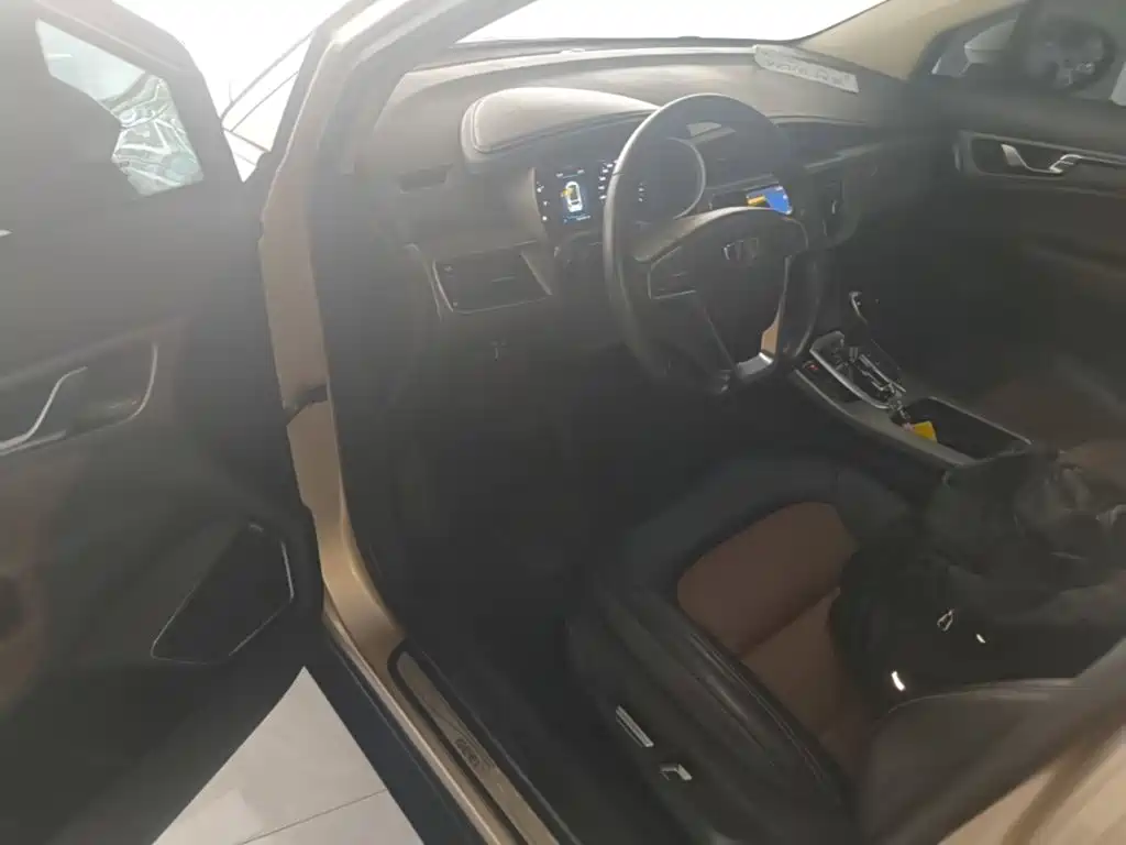 Geely Emgrand GS 2016 — фото 16