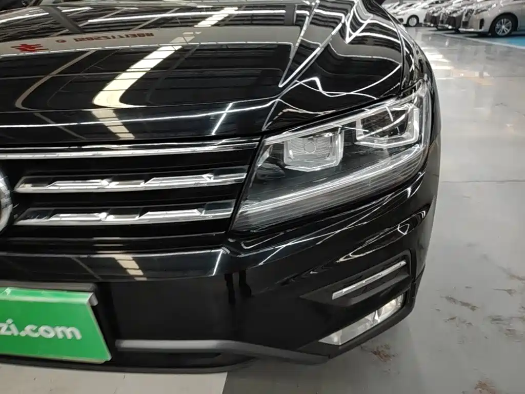 Volkswagen Tiguan L 2020 — фото 24