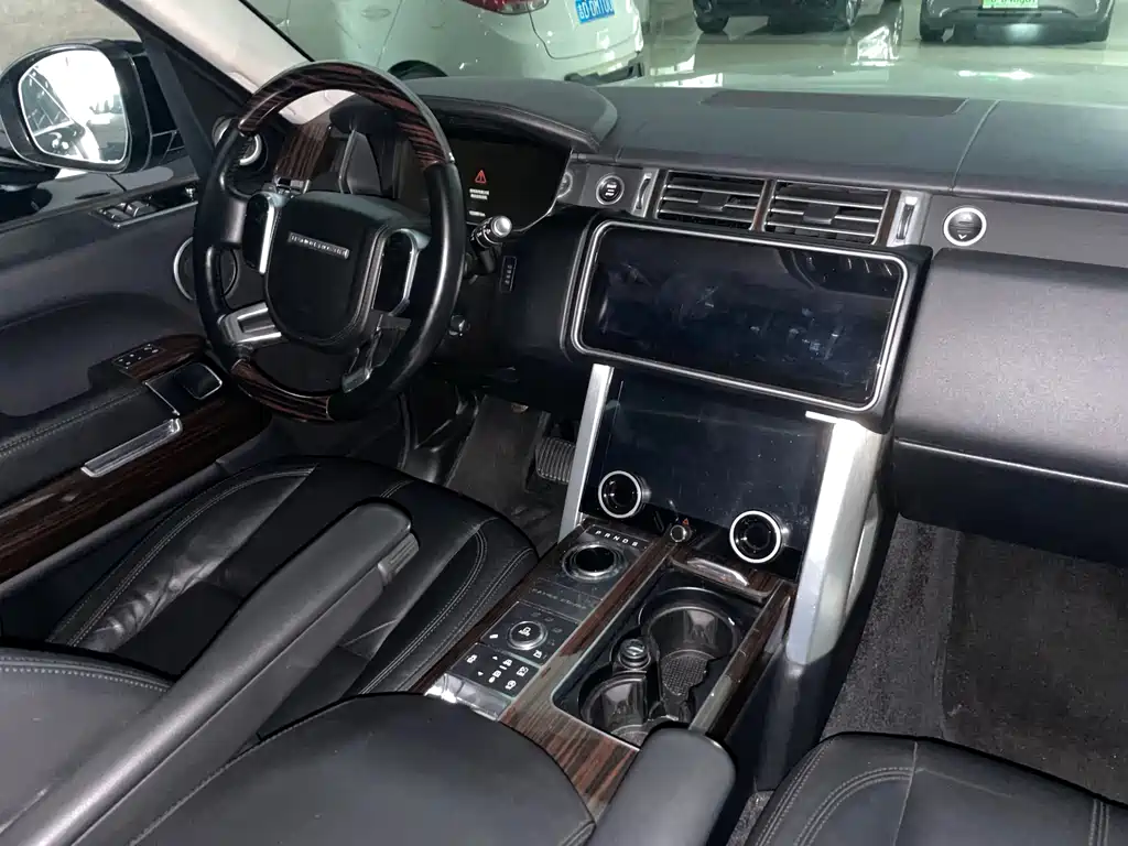 Land Rover Range Rover 2017 — фото 10