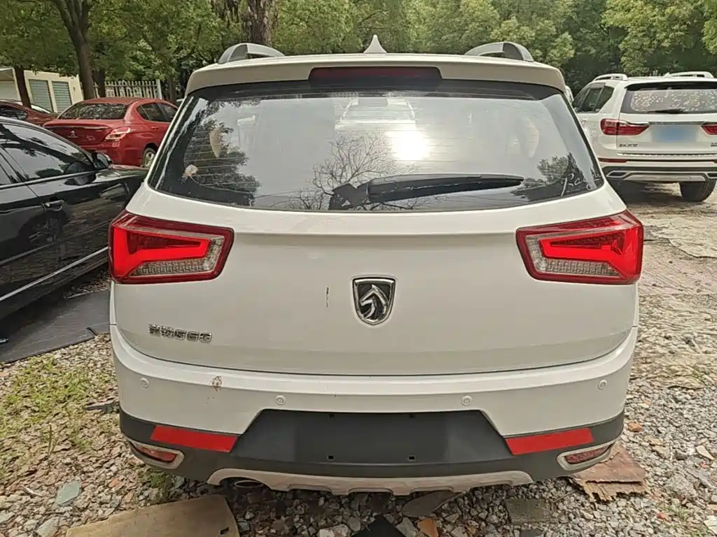Baojun 560 2015