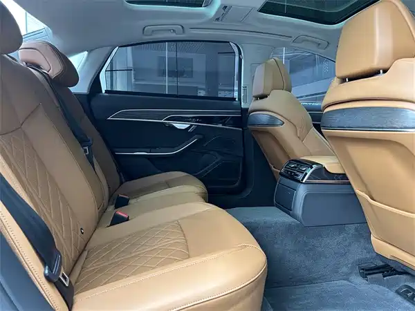 Audi A8 2023