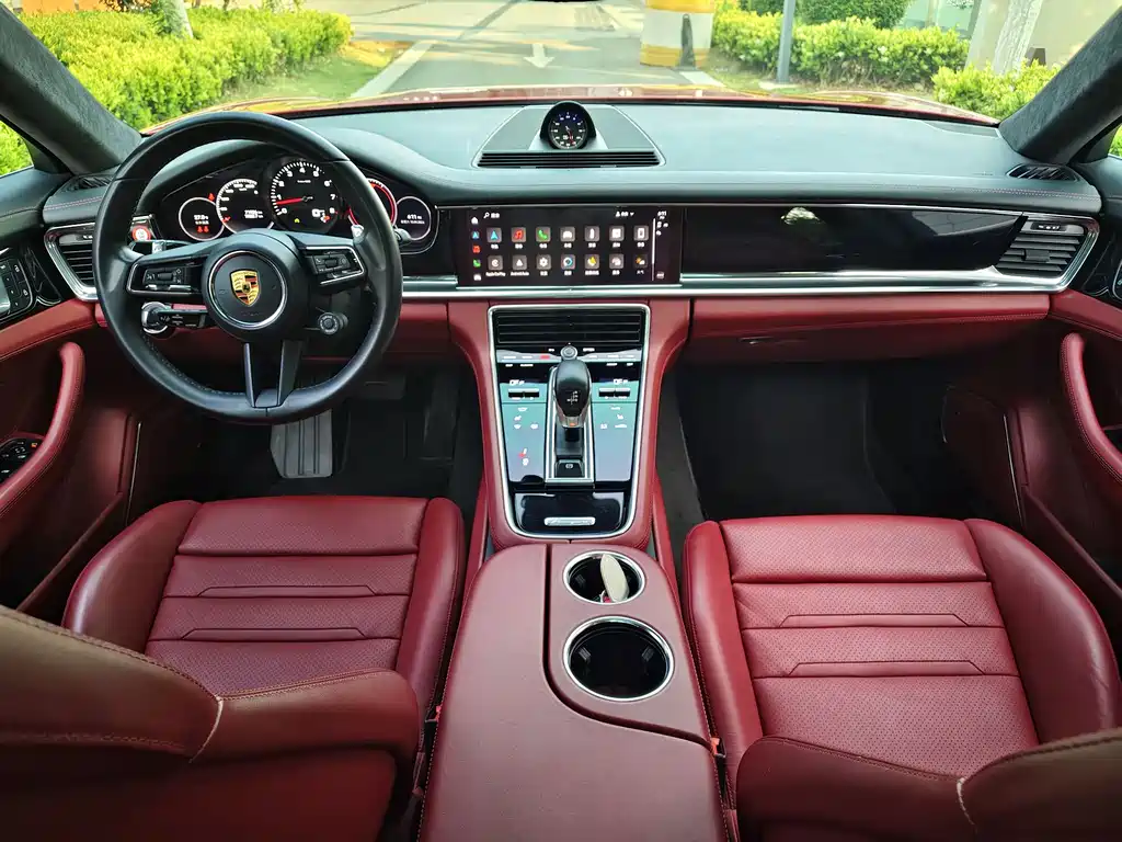 Porsche Panamera 2022