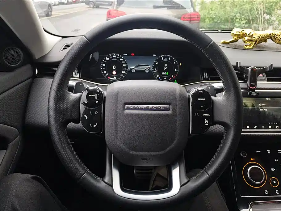 Land Rover Evoque 2020 — фото 14