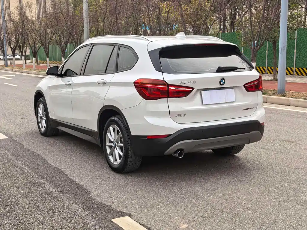 BMW X1 2019 — фото 16