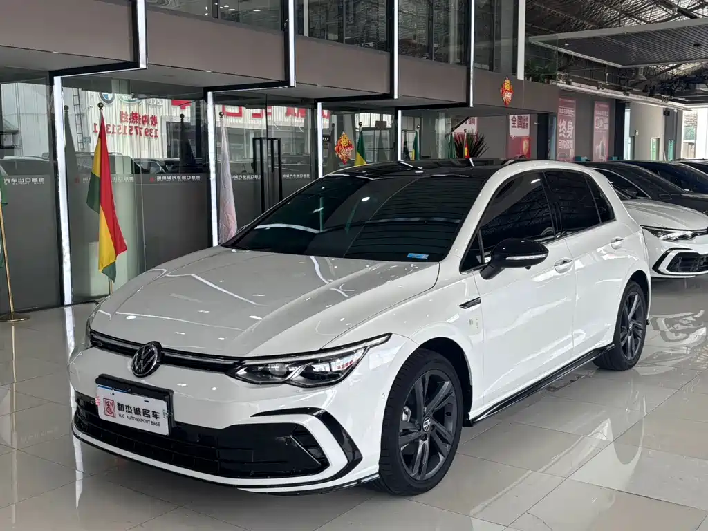 Volkswagen Golf 2023