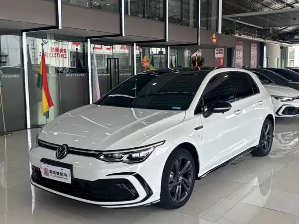 Volkswagen Golf 2023