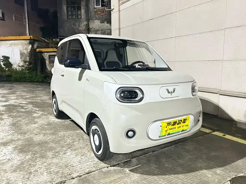 Wuling Hongguang MINIEV 2025