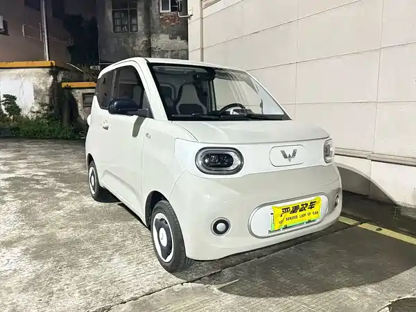 Wuling Hongguang MINIEV 2025