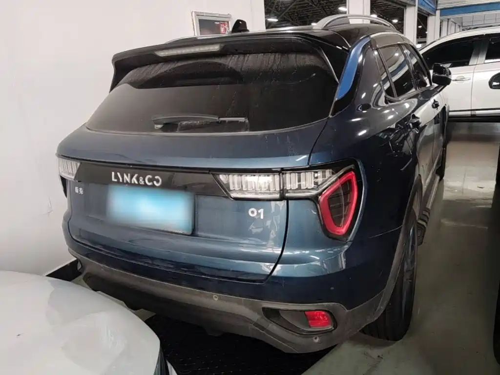 Lynk & Co 01 2018