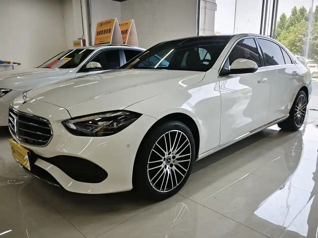 Mercedes-Benz C-Class 2022